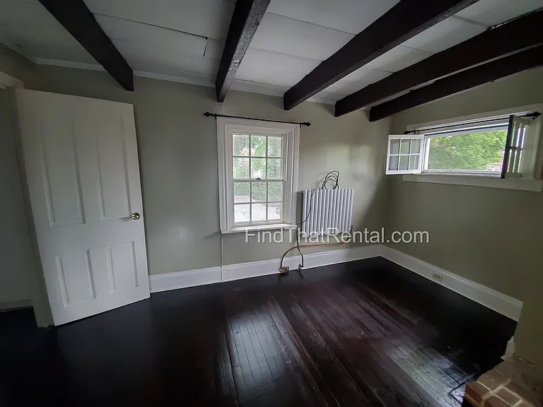 117 W Pomfret St — Photo 15