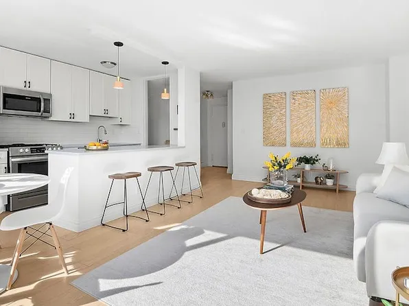 185 Hall St APT 718, Brooklyn, NY 11205