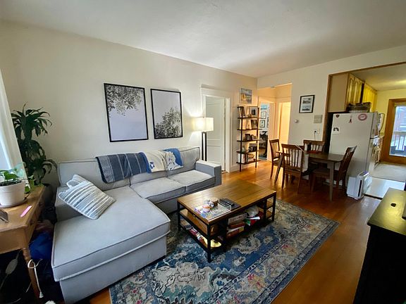 2nd image of 1722 Commonwealth Ave APT 5