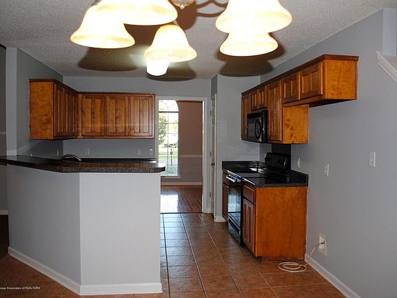 4th image of 108 Highland Dr