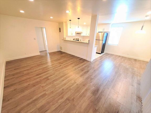 4th image of 11667 Goshen Ave APT 1