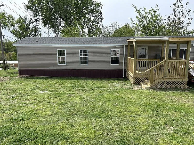 155 Como Ave