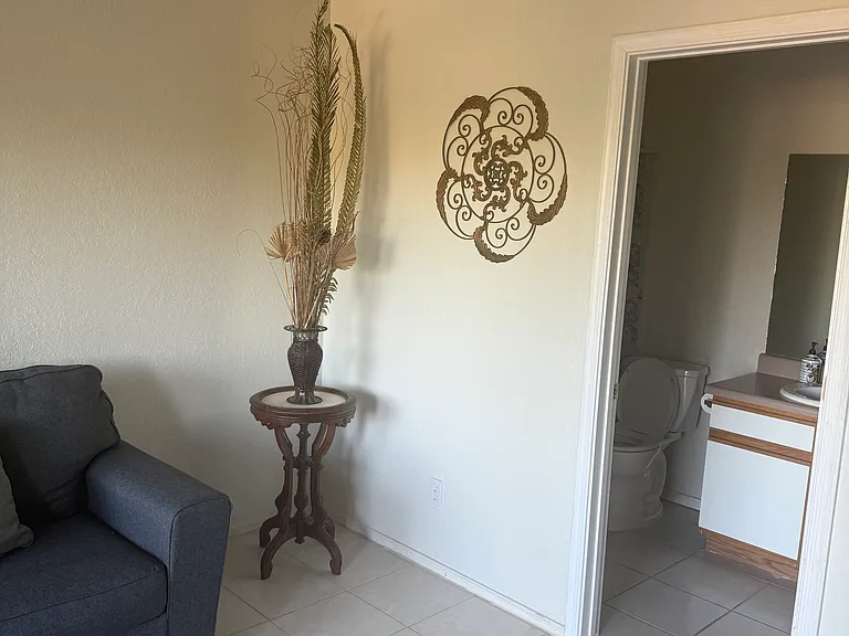 797 W Mesa Verde Dr #D — Photo 7