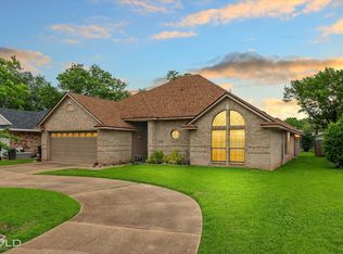 307 Brownlee Cir, Bossier City, LA 71111