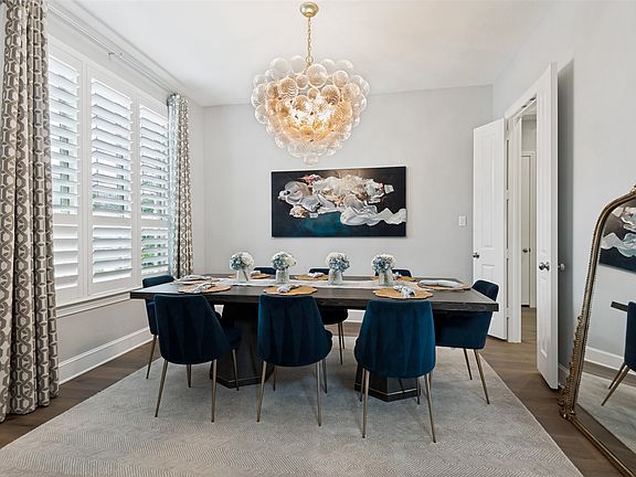 5th image of 4031 Covent Garden Ln