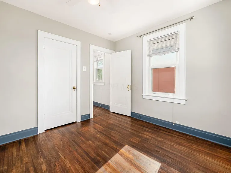 211 E Jenkins Ave — Photo 21