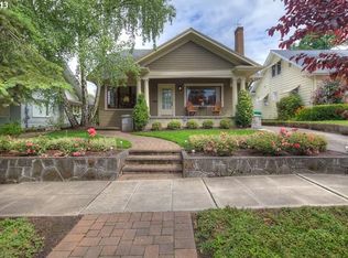 3255 E Burnside St, Portland, OR 97214