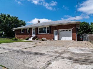 222 Sand Creek Rd, Colonie, NY 12205