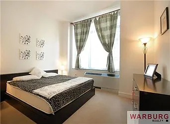Rented by Warburg