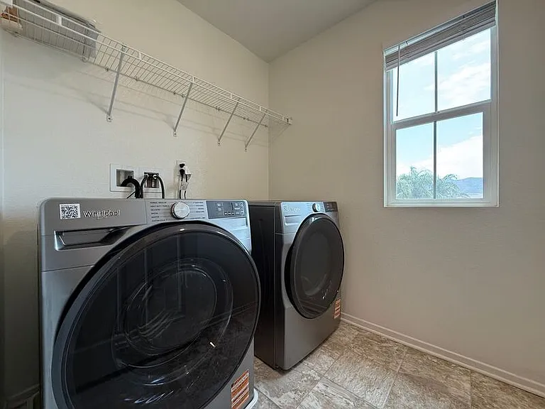 24159 Verin St — Photo 11