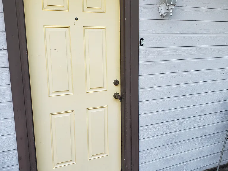 1128 S Quincy Ave #C — Photo 7