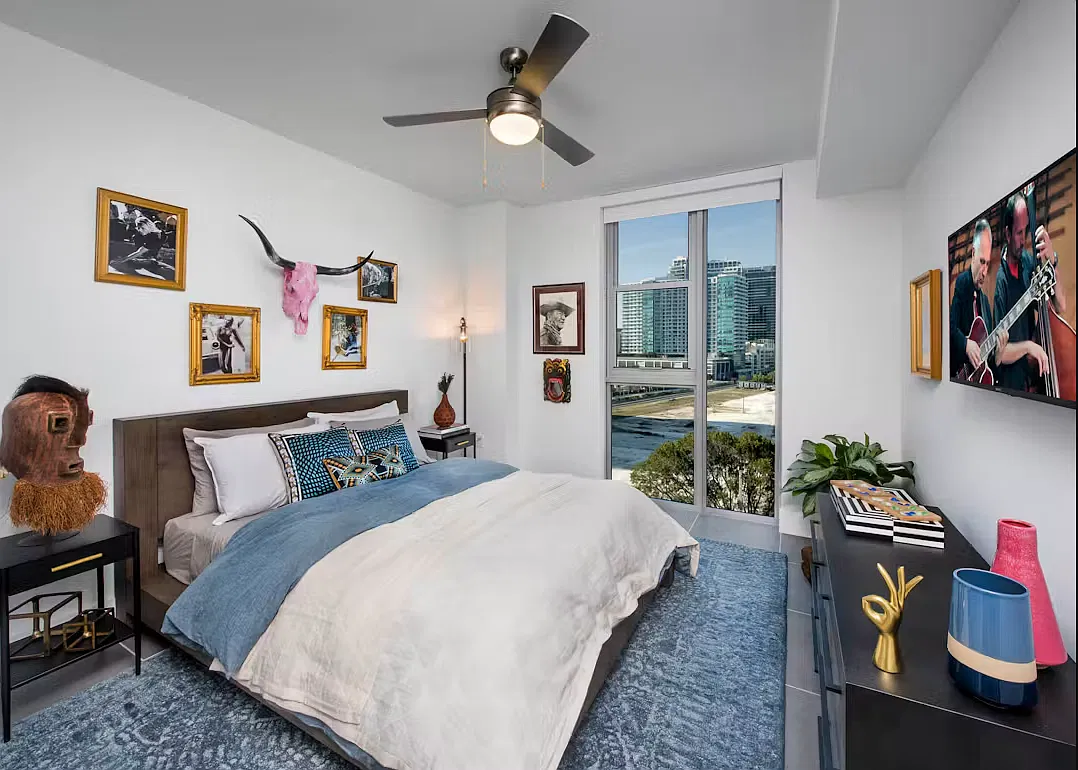1 bed, 571 sqft, $2,767 — Photo 3