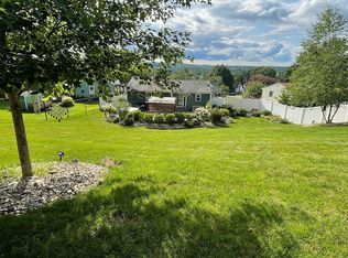59 Carriage Dr, Wallingford, CT 06492