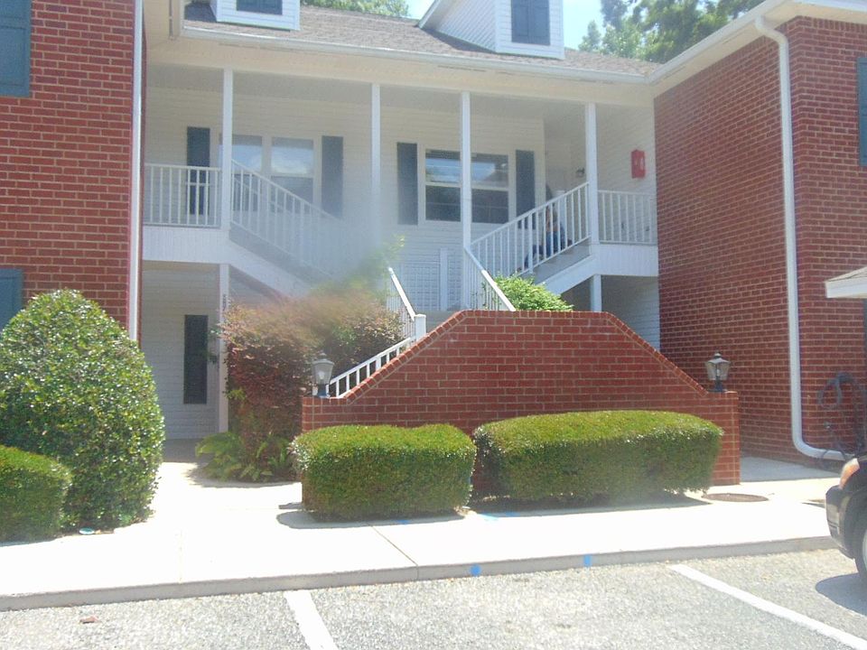 1st image of 5870 Spanish Trl APT H