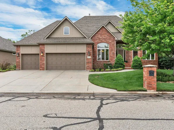 1834 N Cranbrook St, Wichita, KS 67206