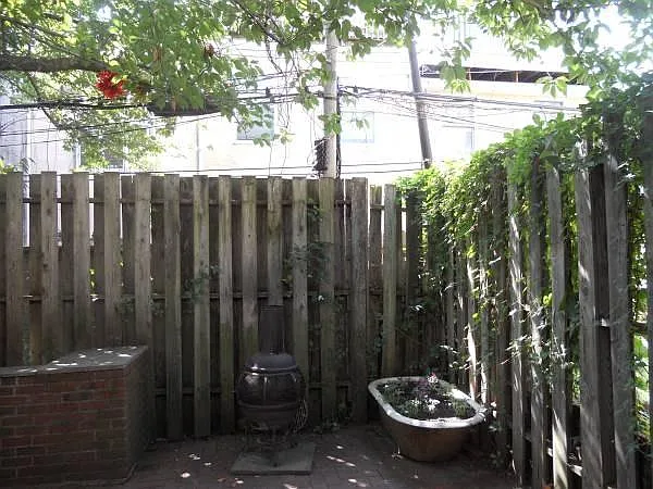 752 N Taylor St — Photo 11