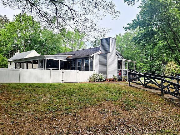 5th image of 900 Partridge Ln