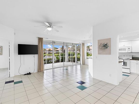 4th image of 7714 Gardner DR #102