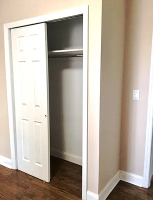 Rented by Amorelli Realty | media 5