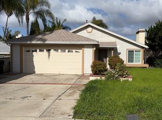494 Huff St, Vista, CA 92083