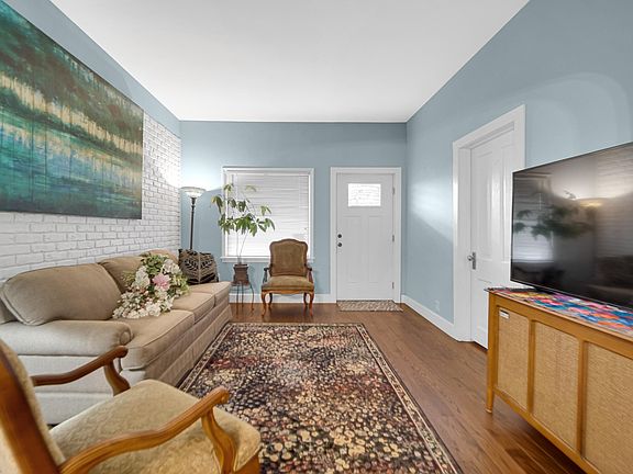 5th image of 4855 Indianapolis Blvd