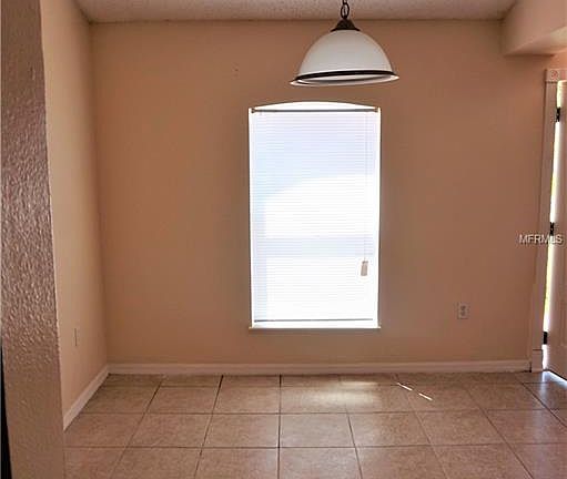 4th image of 527 Koala Dr