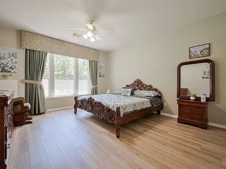 26315 Bending Pines Ln — Photo 14