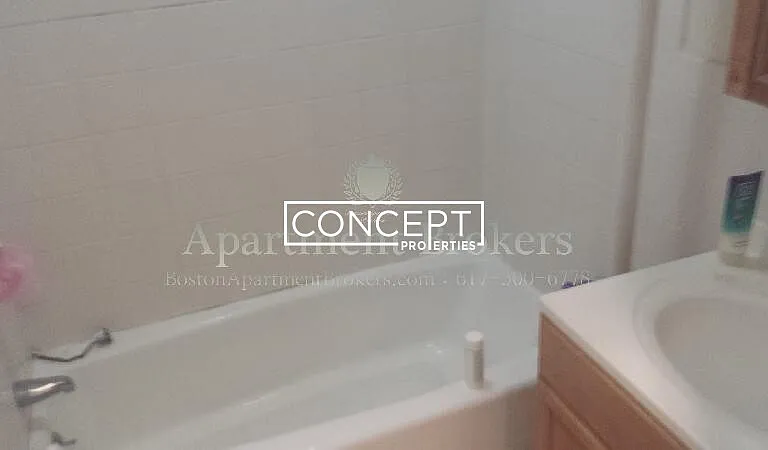 313 Huntington Ave #5C — Photo 9