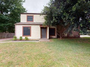 1326 Airline Dr, College Station, TX 77845
