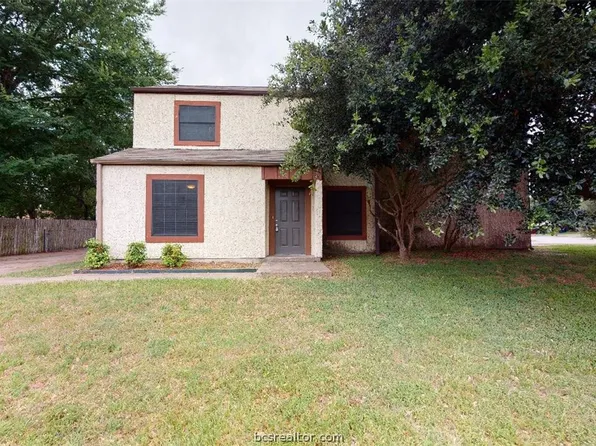 1326 Airline Dr, College Station, TX 77845