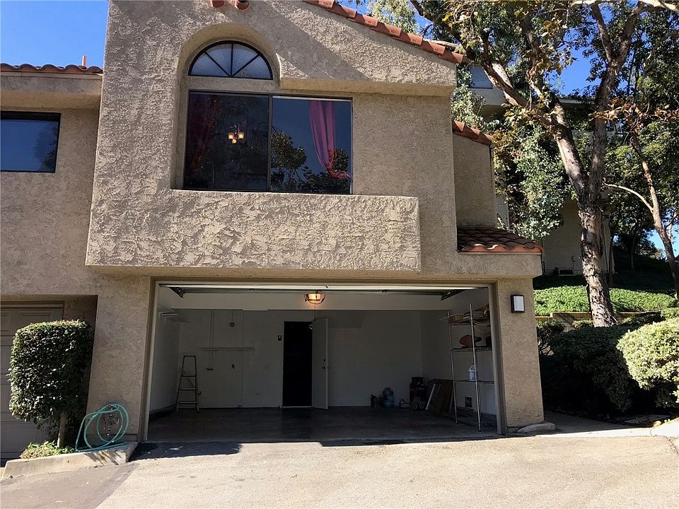 1st image of 1208 Walnut Grove Ave APT D