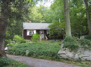 44 Nevins Rd, Mahopac, NY 10541