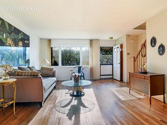 3rd image of 11019 179th St