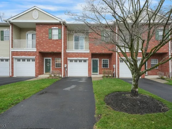 45 Windsor Dr, Lincoln Park Boro, NJ 07035