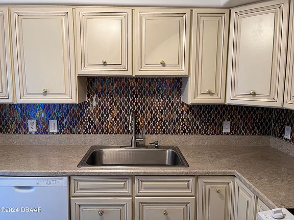4th image of 1224 S Peninsula Dr APT 601