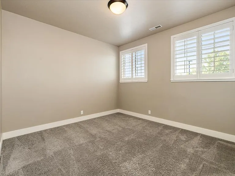 1250 W Laughton Dr — Photo 20