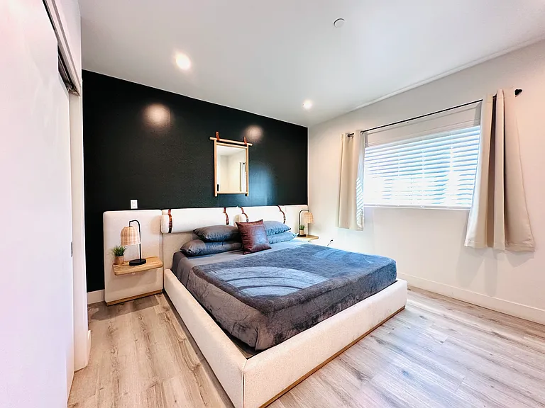 218 N Coronado St #216-1/2 — Photo 9