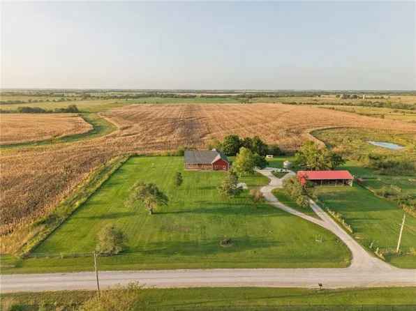 26639 SE 300th Rd, Kincaid, KS 66039