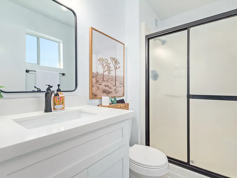1845 E Julie Dr — Photo 38