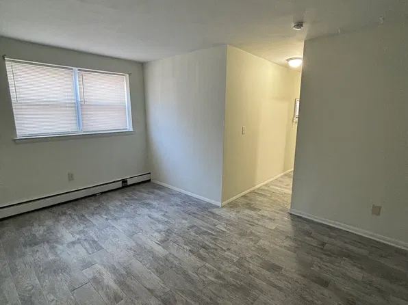 3900 N Jefferson St APT 02, Wilmington, DE 19802