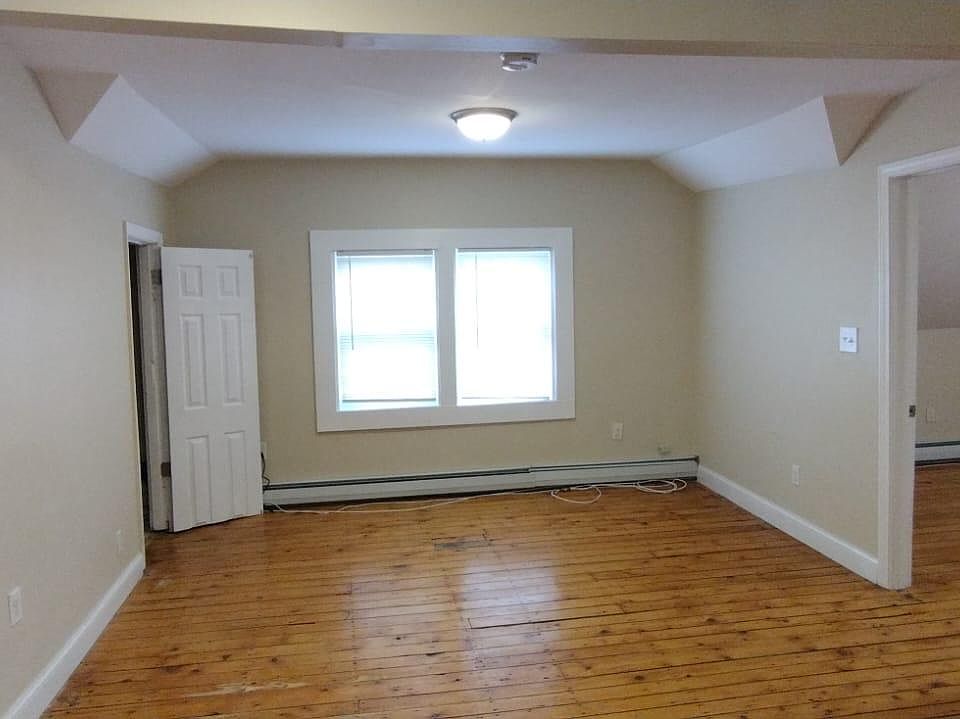 12 Fairview Ave West Warwick RI Zillow