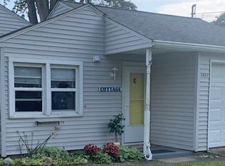 4361 Edgewater Dr, Vermilion, OH 44089