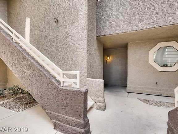 3rd image of 5048 S Rainbow Blvd #102