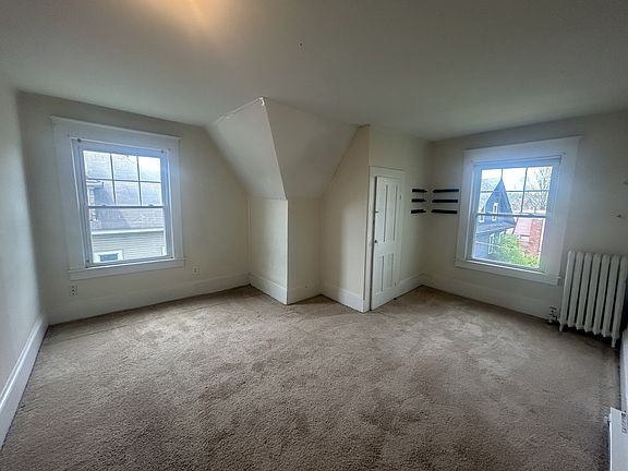 5th image of 49 Taconic St