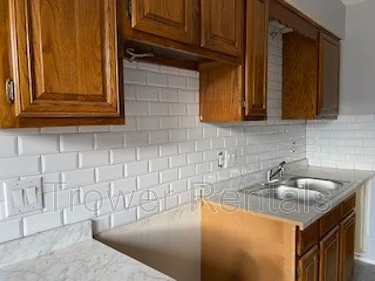 1306 S Washington Ave — Photo 7