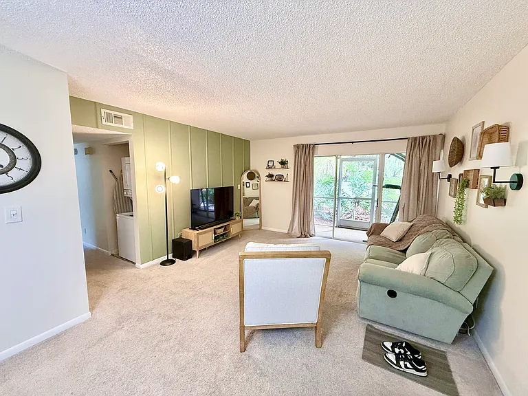 1649 Sunny Brook Ln NE #B108 — Photo 8