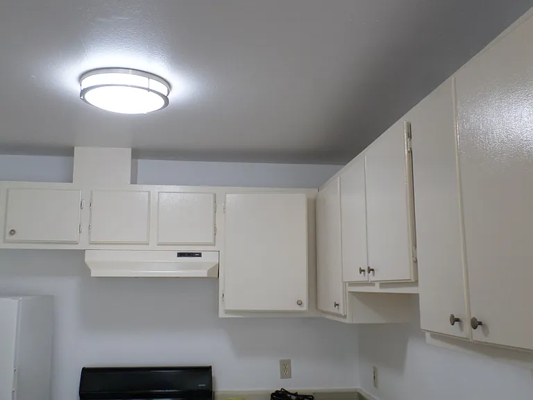 5271 Huntington Dr N #A — Photo 5