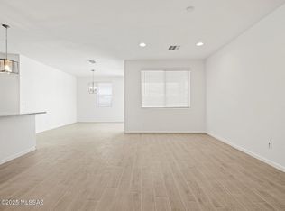 8283 S Cabari Mine Way, Tucson, AZ 85747