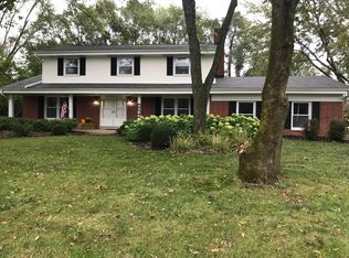 4366 S Mary Ross Dr, New Berlin, WI 53151