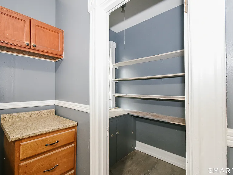 122 Hungerford St — Photo 16